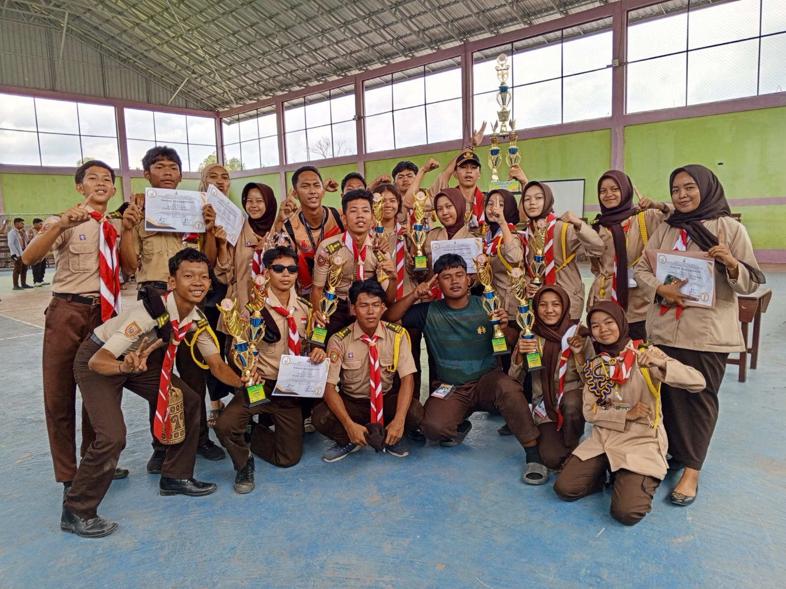 Peraihan Juara Umum Kemah Pramuka Tingkat Kecamatan 